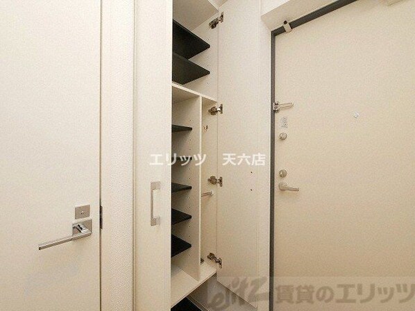 セレニテ中崎町リアンの物件内観写真